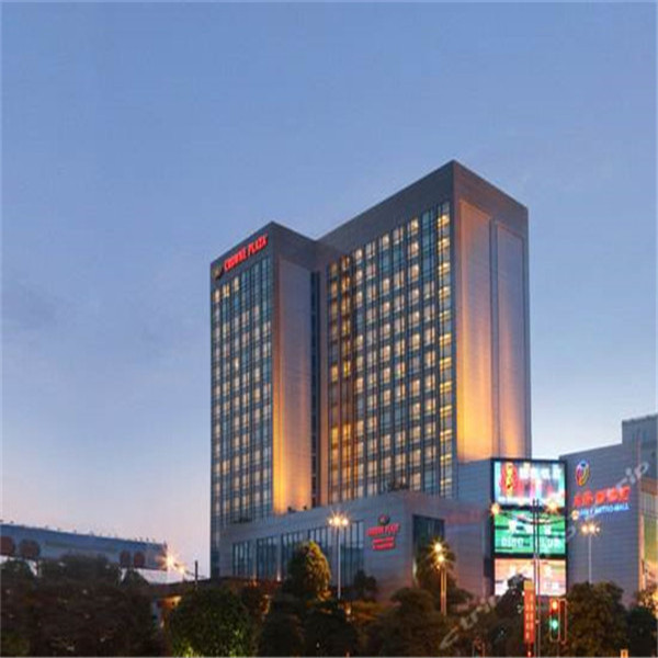 中山大信皇冠假日酒店 已安裝臺灣賀多龍感應(yīng)門.jpg
