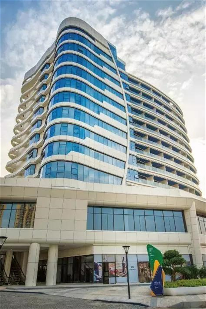 珠海中國建筑第六工程局橫琴保險金融總部大廈工程項目經(jīng)理部.jpg